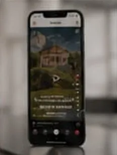 Vidéo de présentation d’un lieu sur smartphone